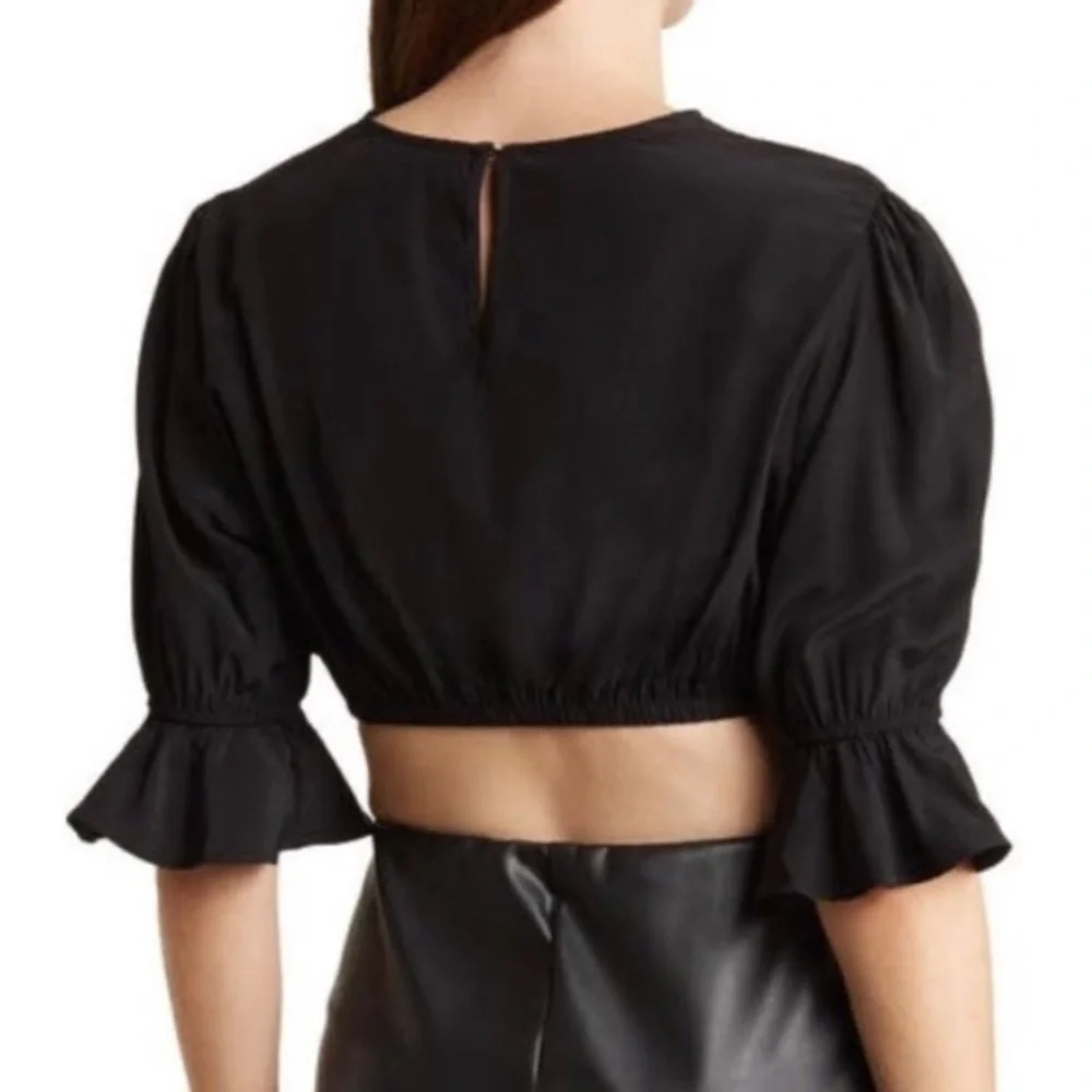 Ivory Ruffle Sleeve Crop Top - Picture 4 of 12
